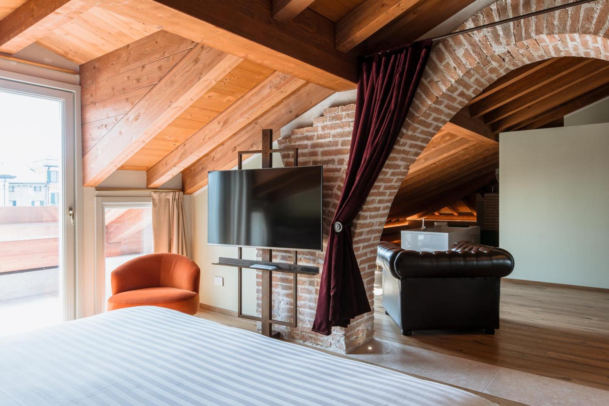 Pavillon Suite & Apartments Peschiera del Garda Exterior foto