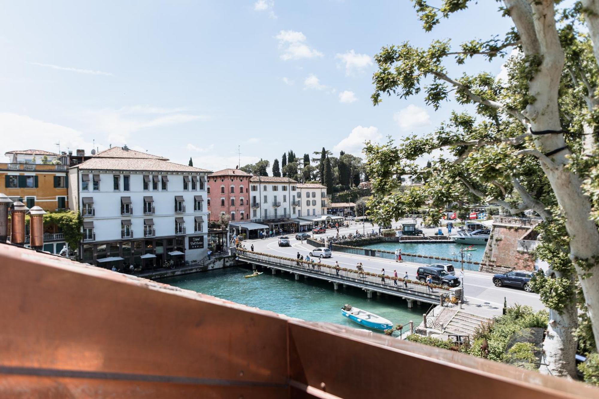 Pavillon Suite & Apartments Peschiera del Garda Exterior foto