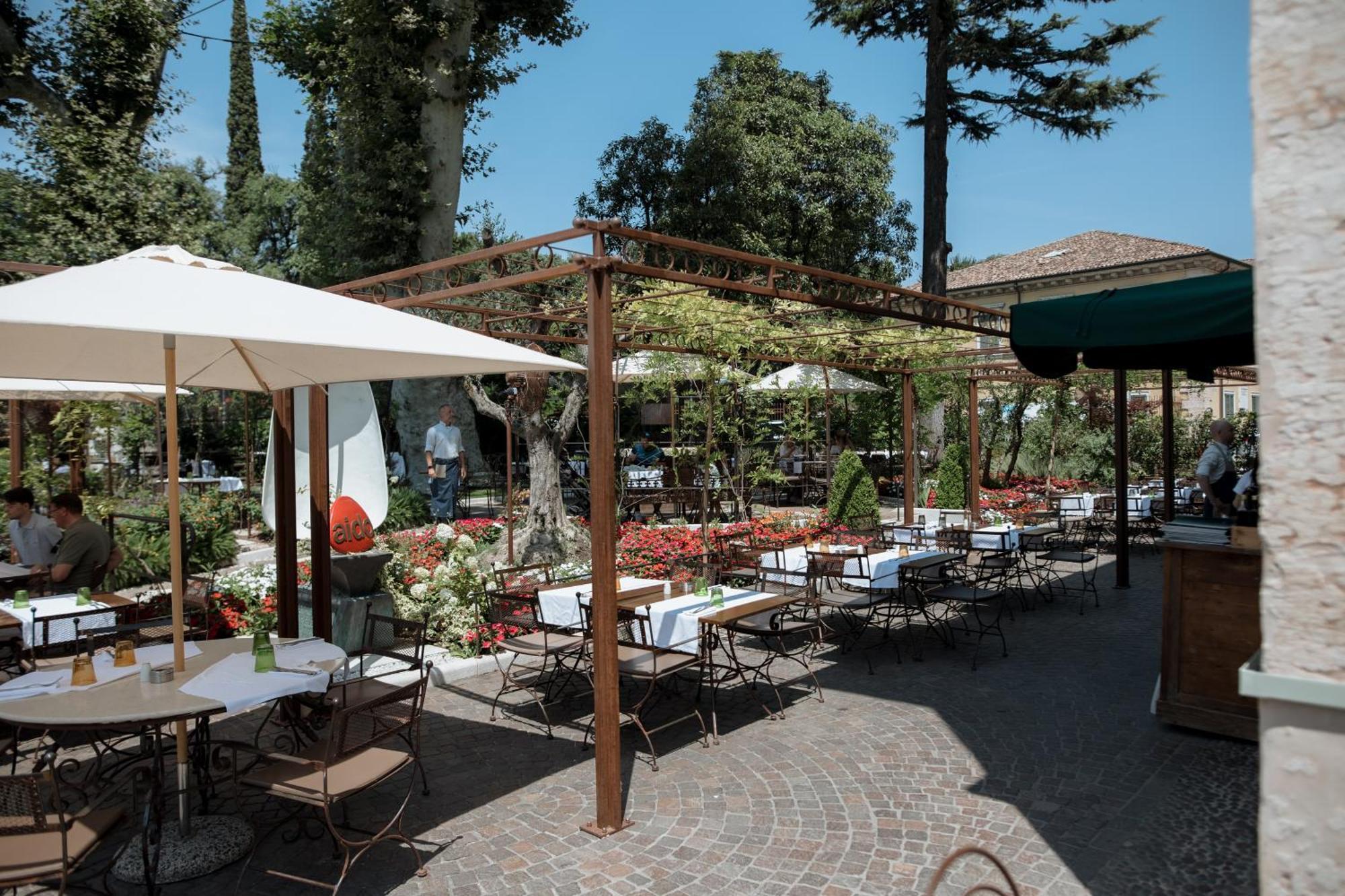 Pavillon Suite & Apartments Peschiera del Garda Exterior foto